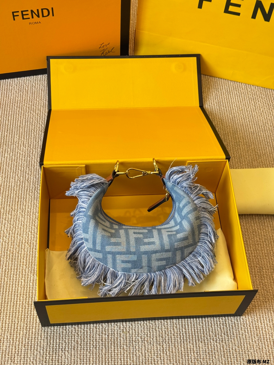 FENDI bag 124